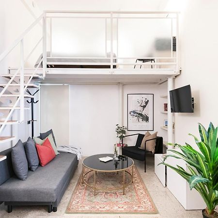 Appartamento Easylife - Accogliente Monolocale In Via Torino, Posizione Perfetta Per Scoprire La Citta Milano Esterno foto