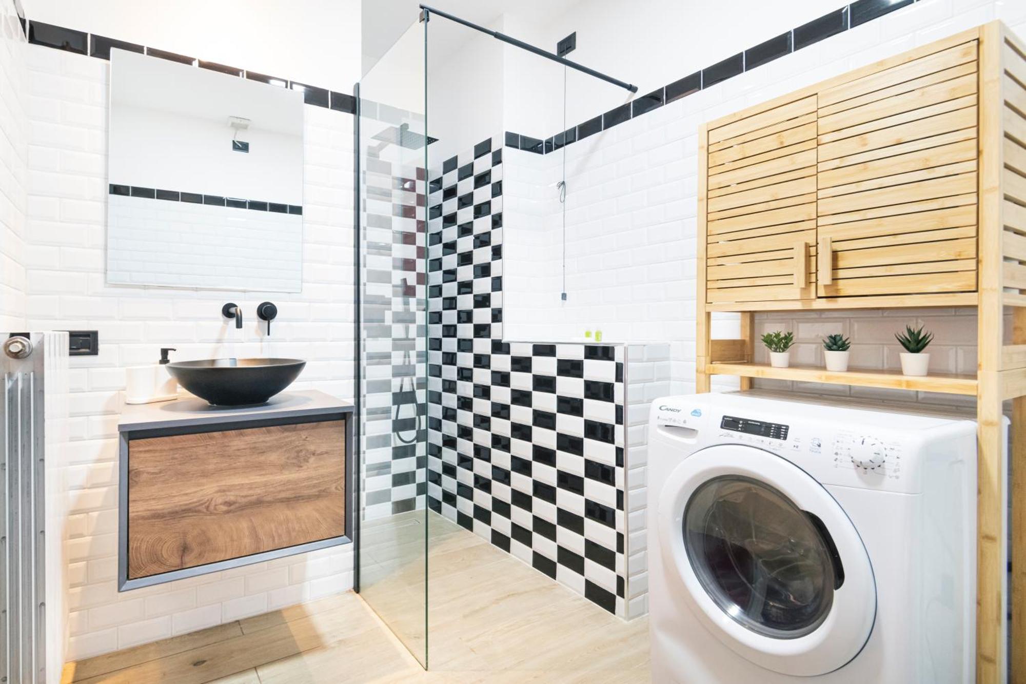 Appartamento Easylife - Accogliente Monolocale In Via Torino, Posizione Perfetta Per Scoprire La Citta Milano Esterno foto